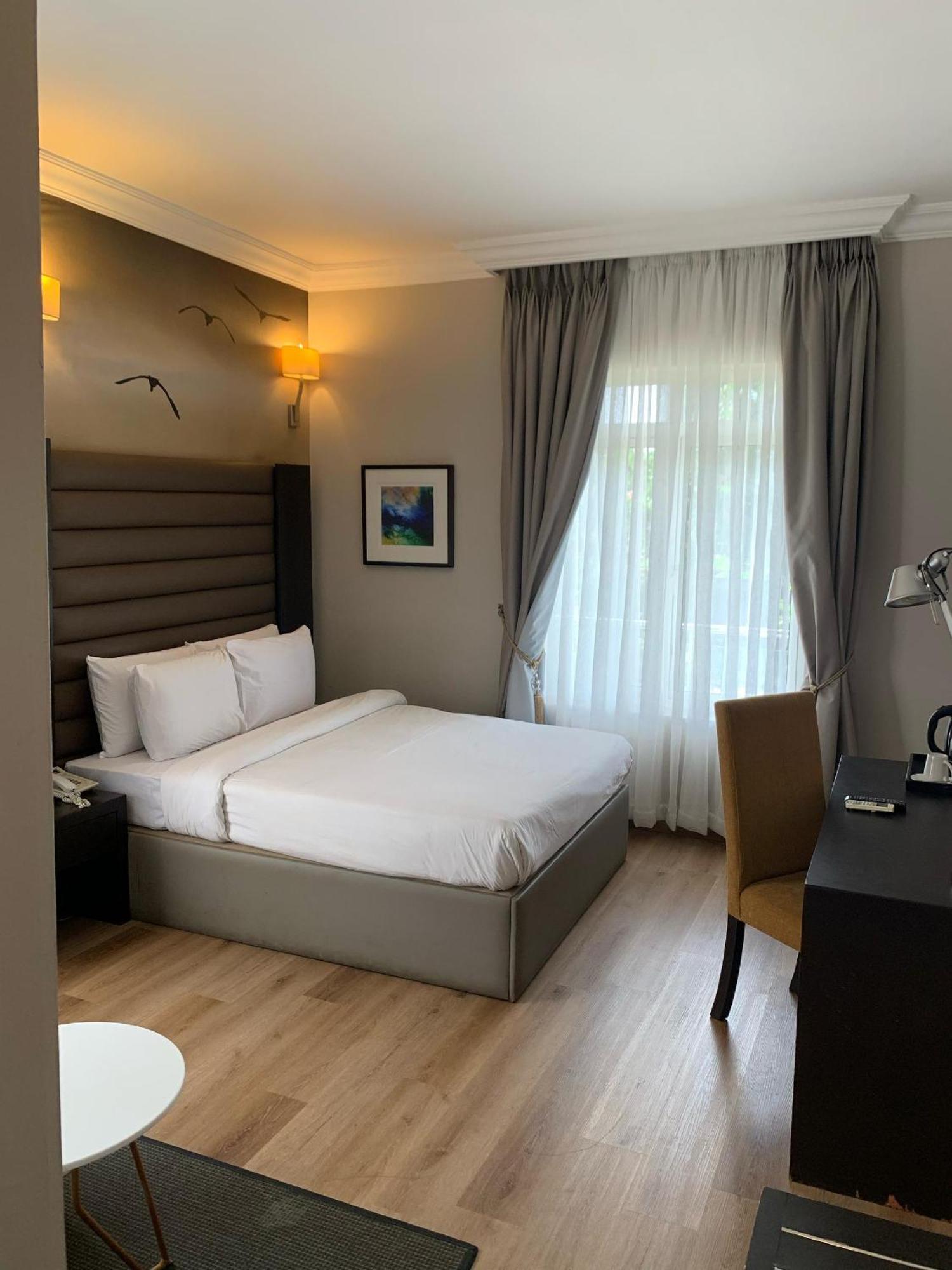 The Sojourner By Genesis Hotel Ikeja Exterior photo